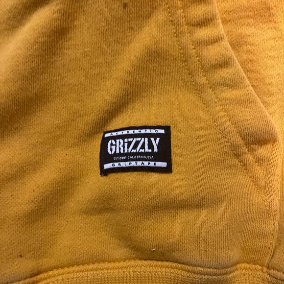 large grizzly hoodie barley worn no flaws - Picture 3 of 4